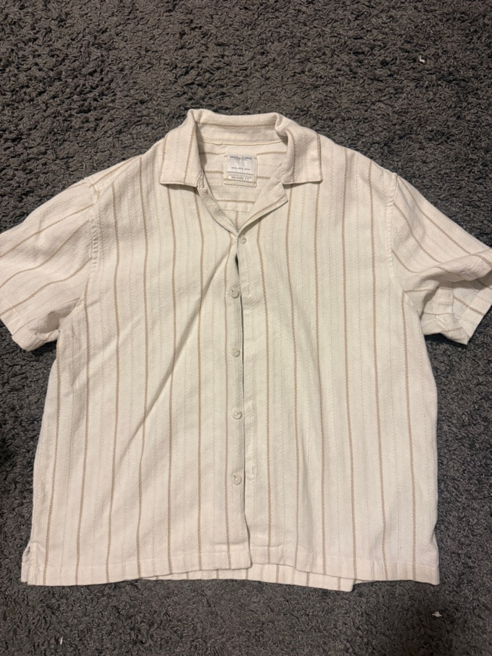 Men's Short-Sleeve Button-Up Shirt in Ivory with Subtle Tan Stripe